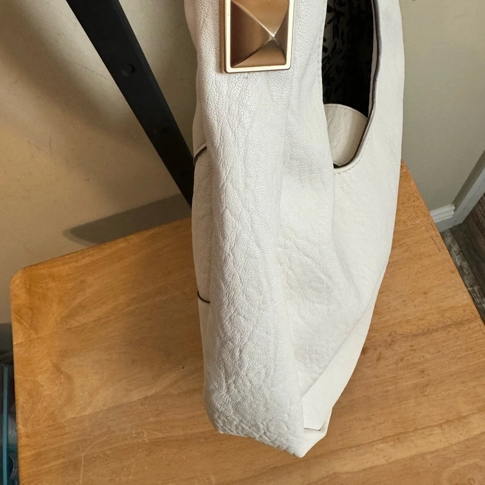 Jessica Simpson Adalee White Hobo Bag